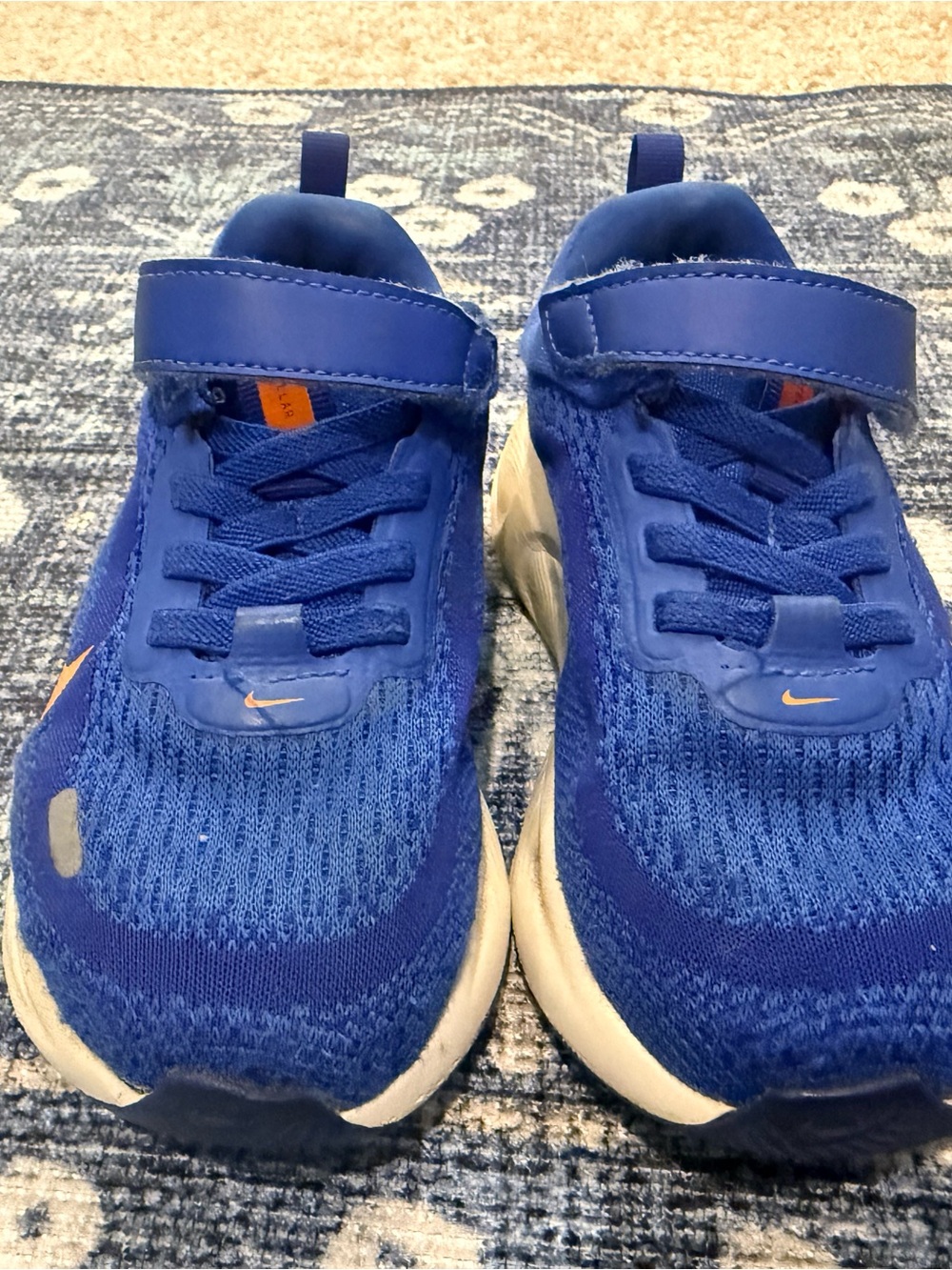 Nike Kids Royal Blue Hook-and-Loop Sneakers with Orange Accent